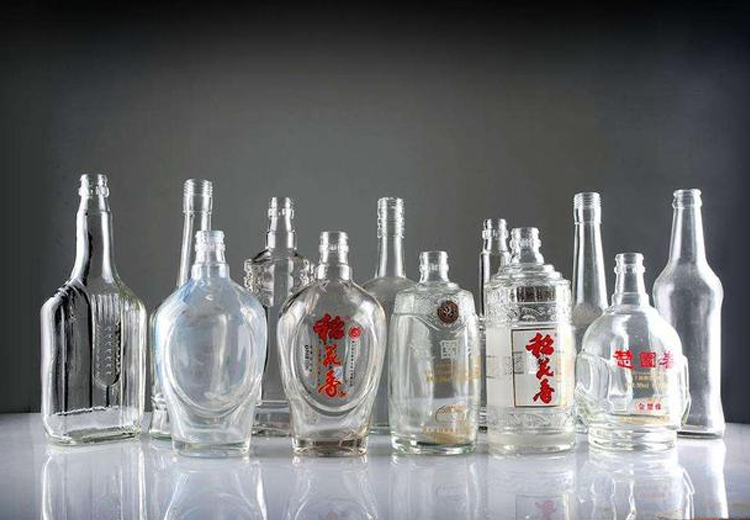 FH至尊注册玻璃告诉您玻璃瓶如何抛光